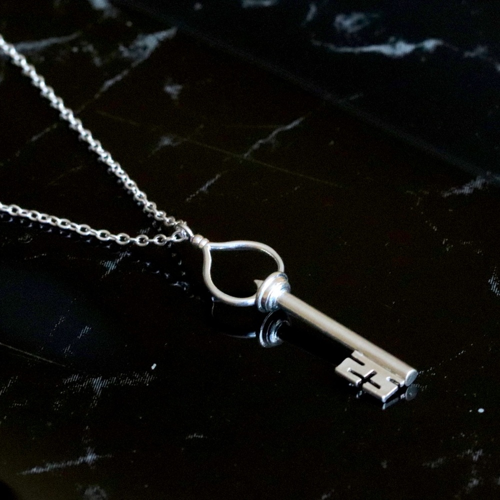 Gothic Heart Key Necklace Sterling Silver